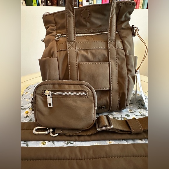 Olive green Desigual mini backpack crossbody zipper purse - Picture 7 of 14